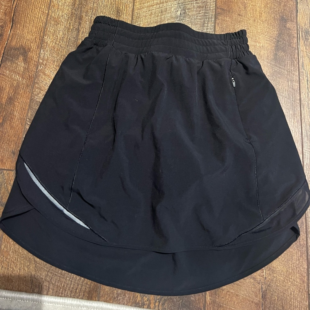 Lululemon Hotty Hot HR Skirt *Long BLK 4